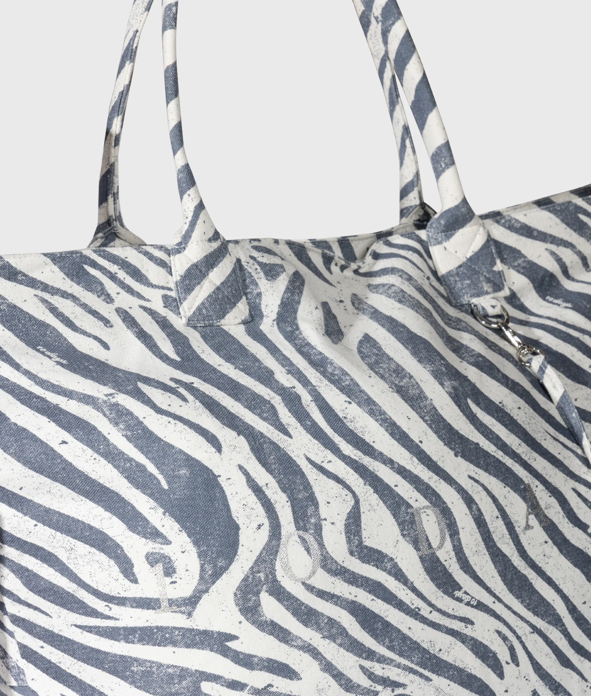 beach shopper zebra | light vanilla - Image 4