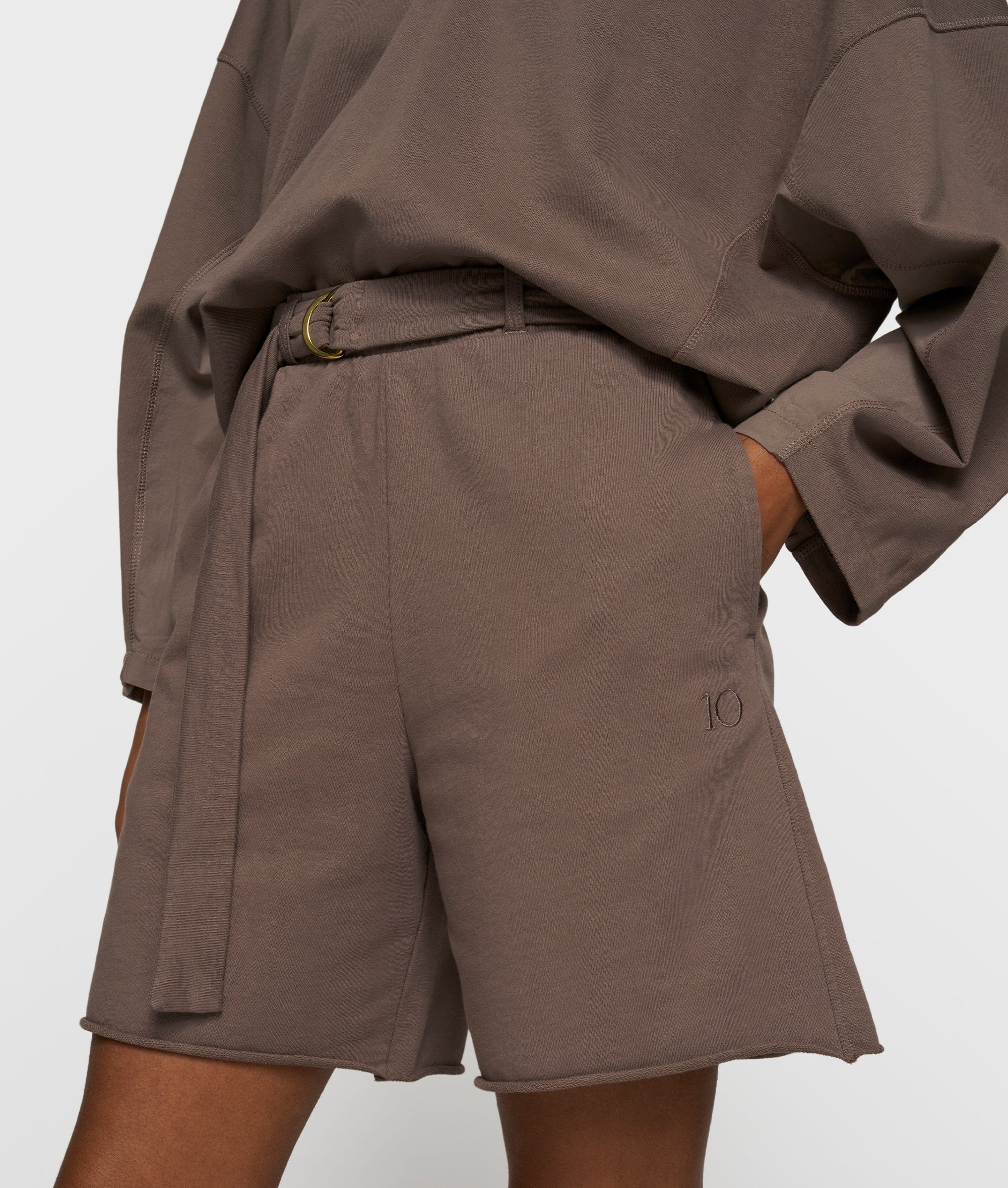 belted shorts fleece | moonrock - Image 4