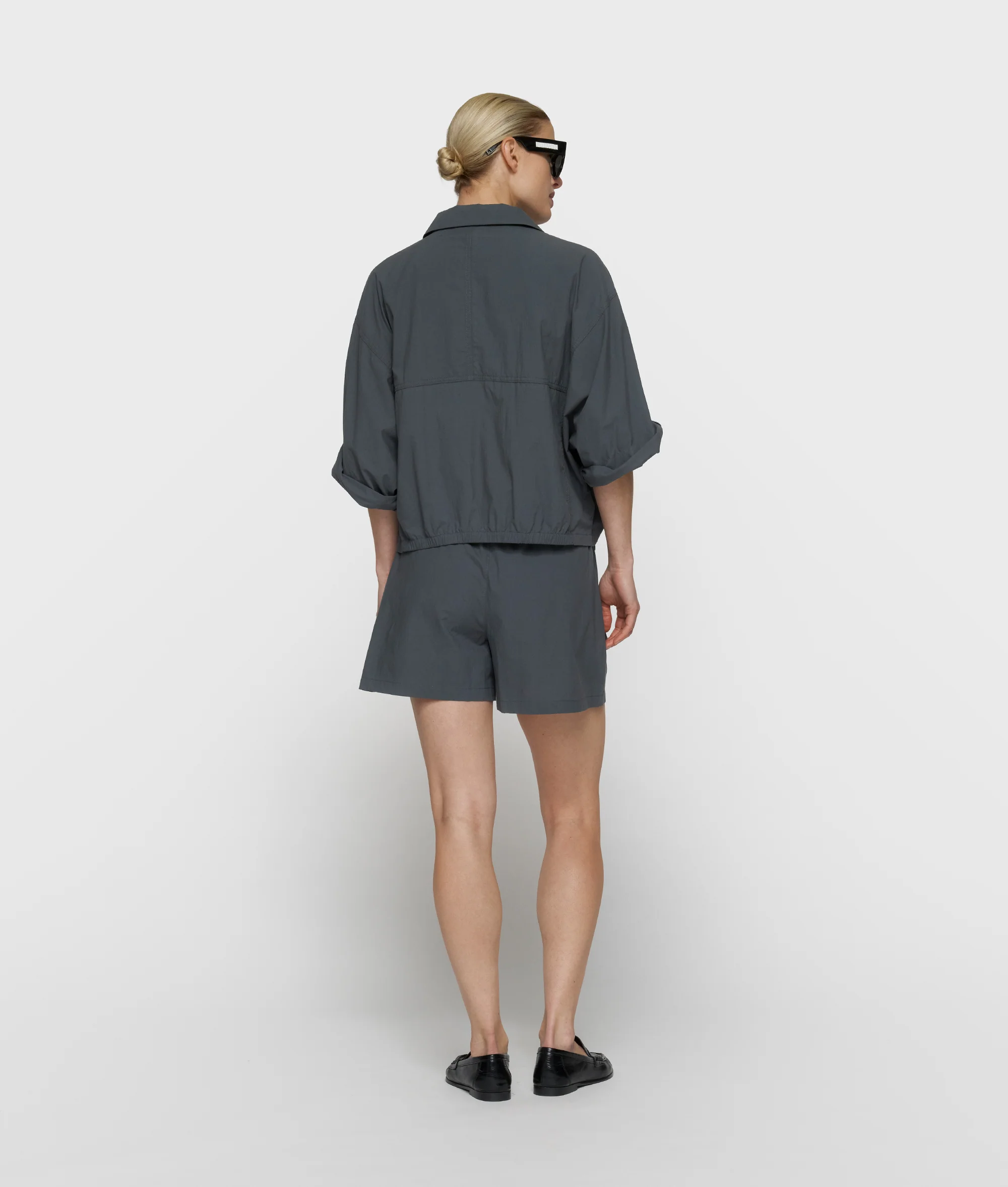 crinkle utility shorts | steel blue - Image 4