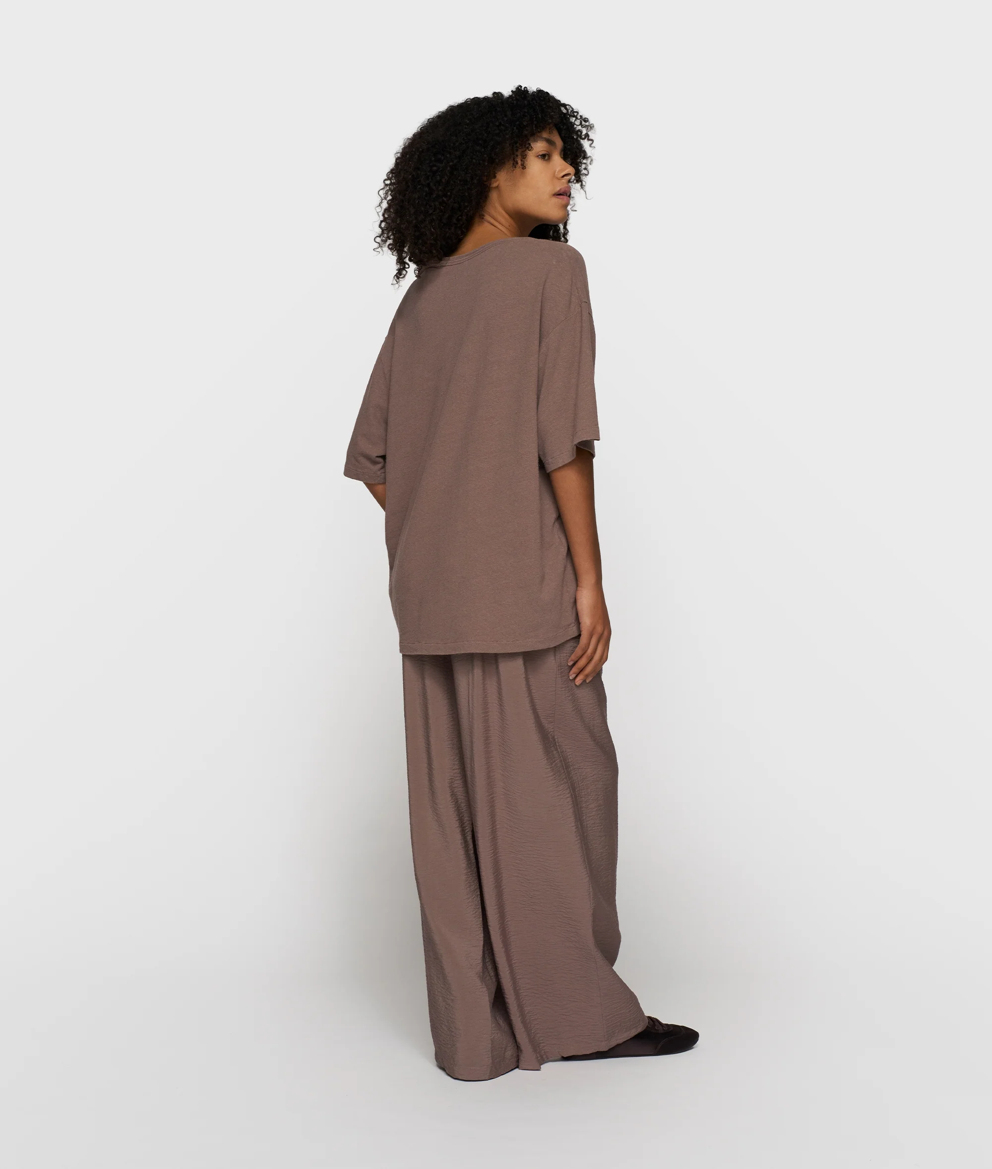 deep tee cotton linen | moonrock - Image 4