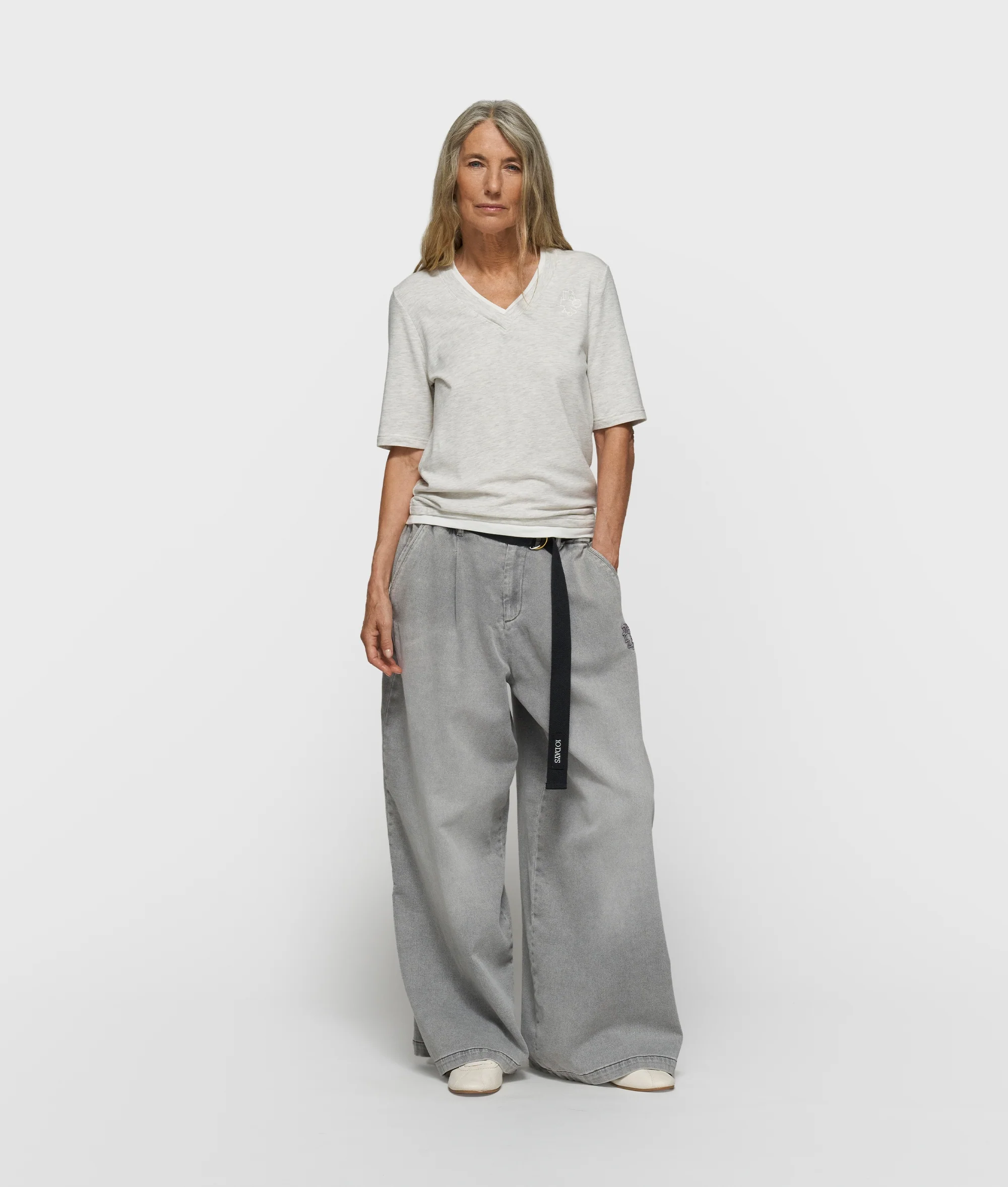 double layer v-neck tee | soft white melee - Image 3