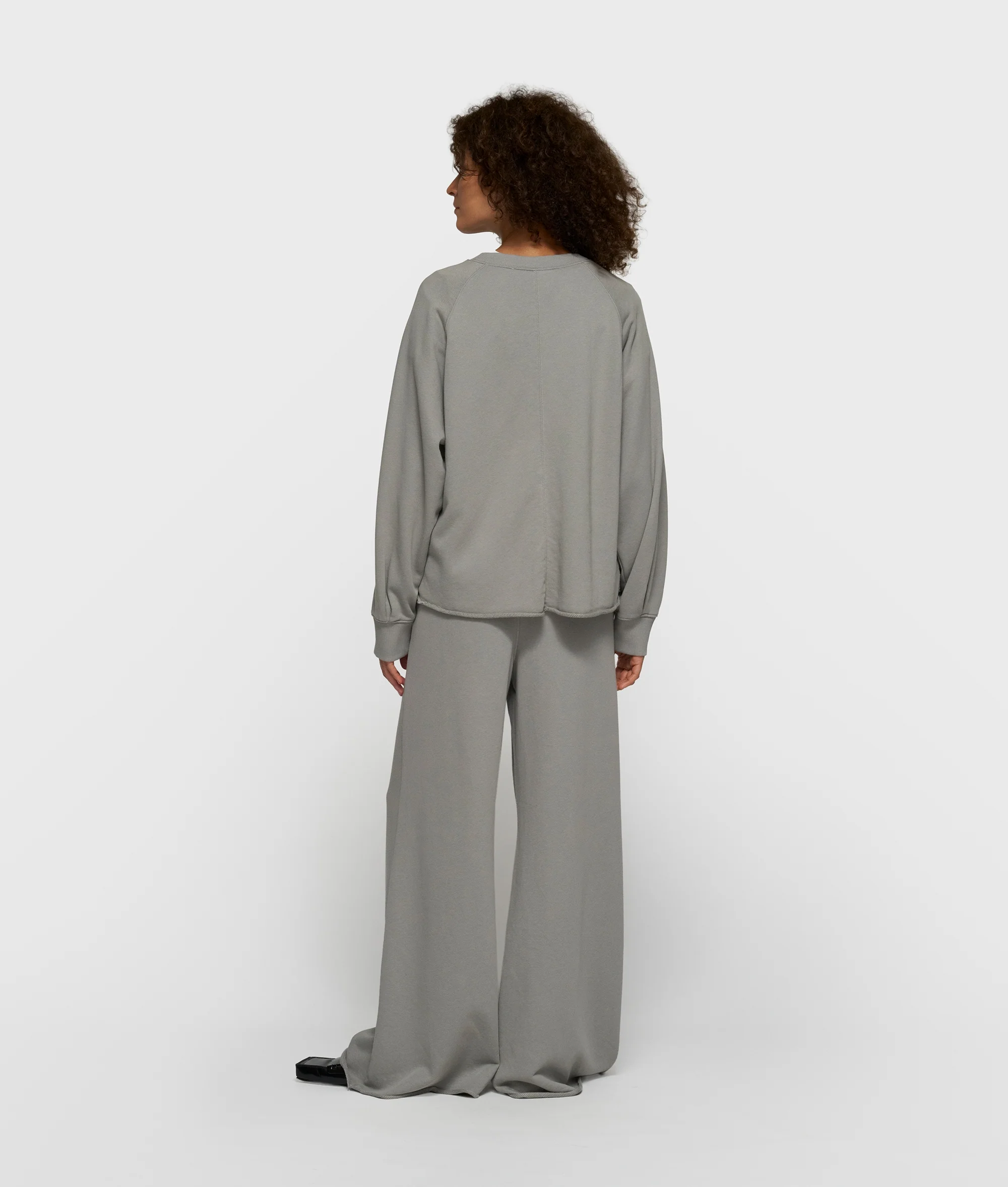 LA sweater curly 10 | light graphite - Image 4