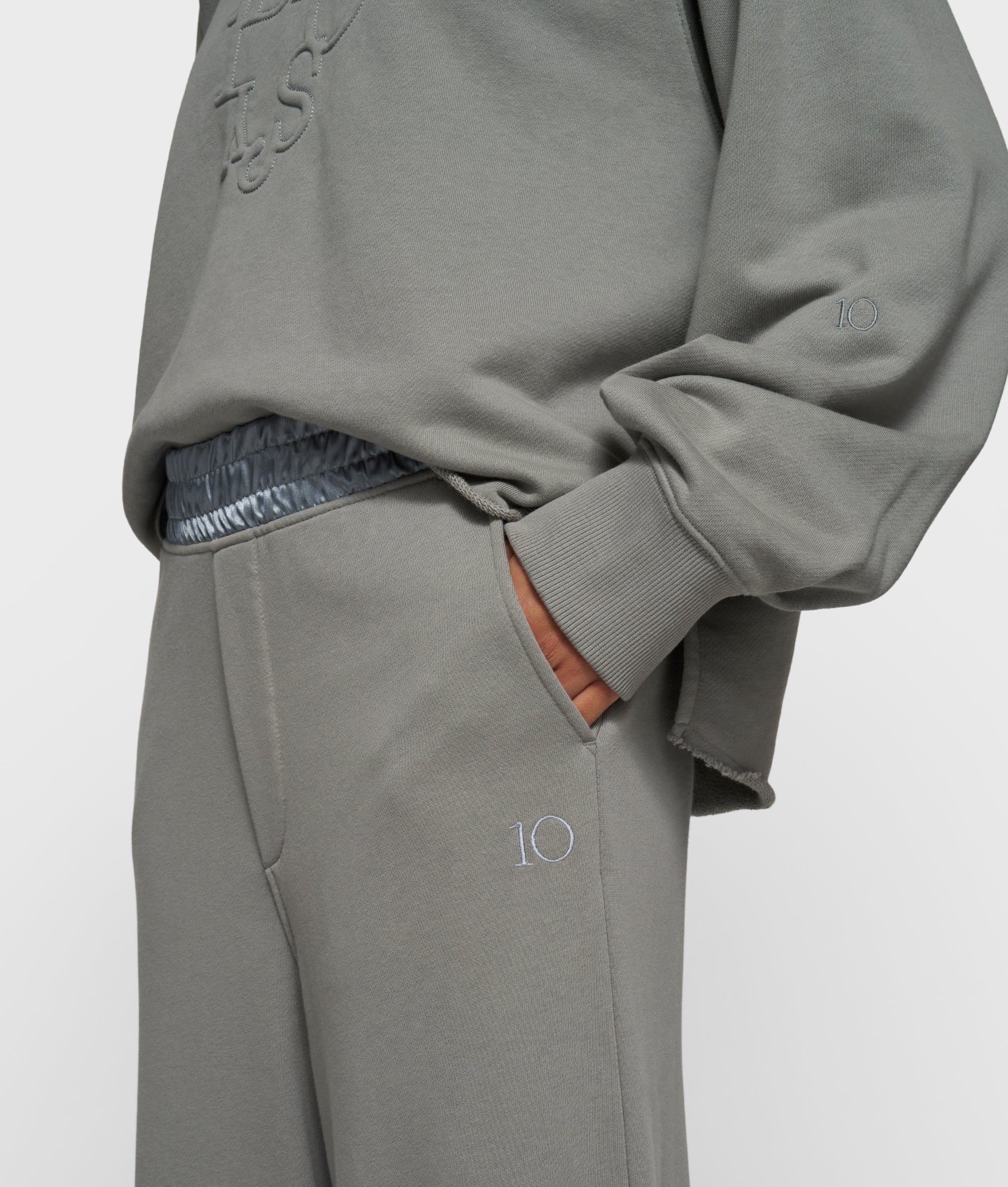 LA sweater curly 10 | light graphite - Image 5