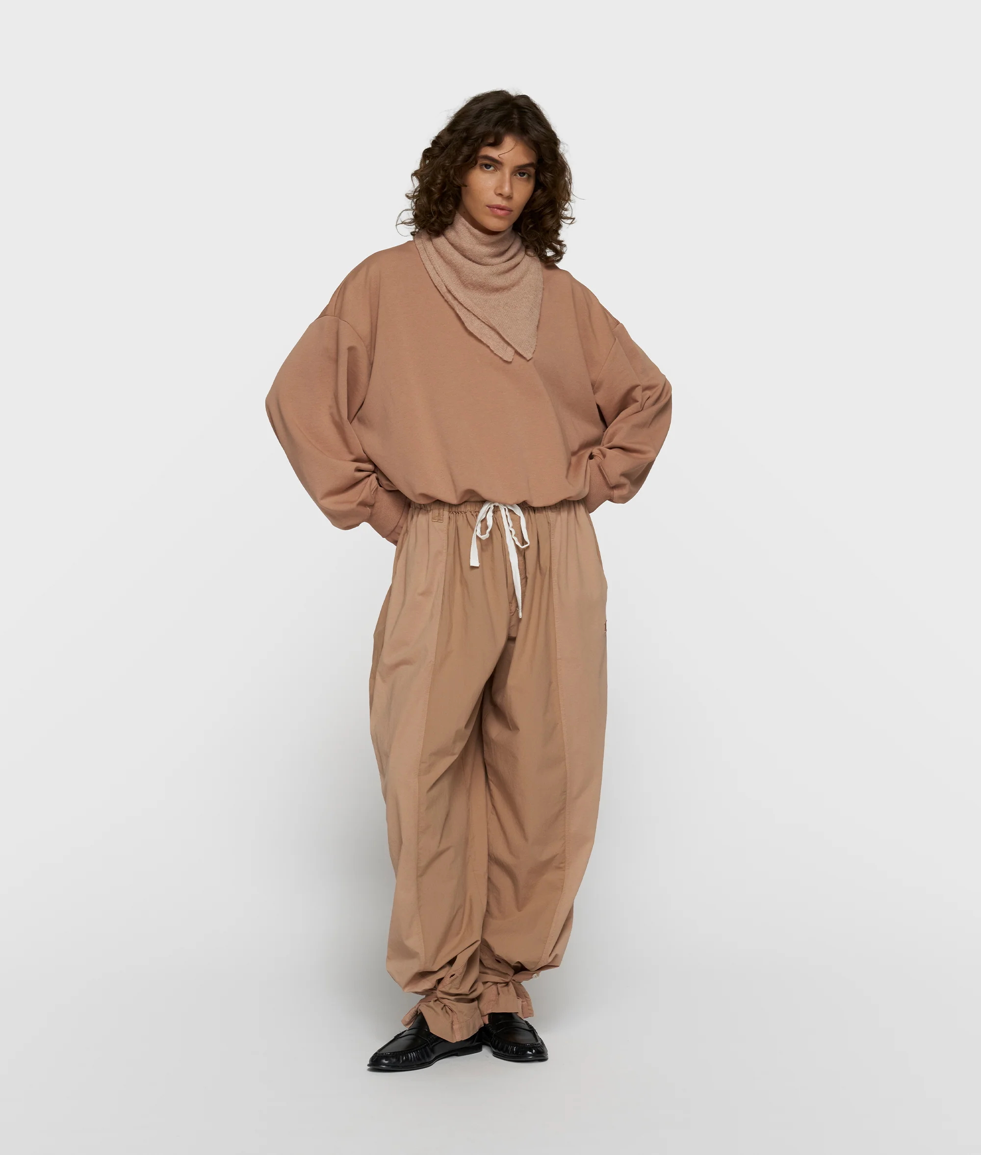 pleated sweater | light fudge - Image 3