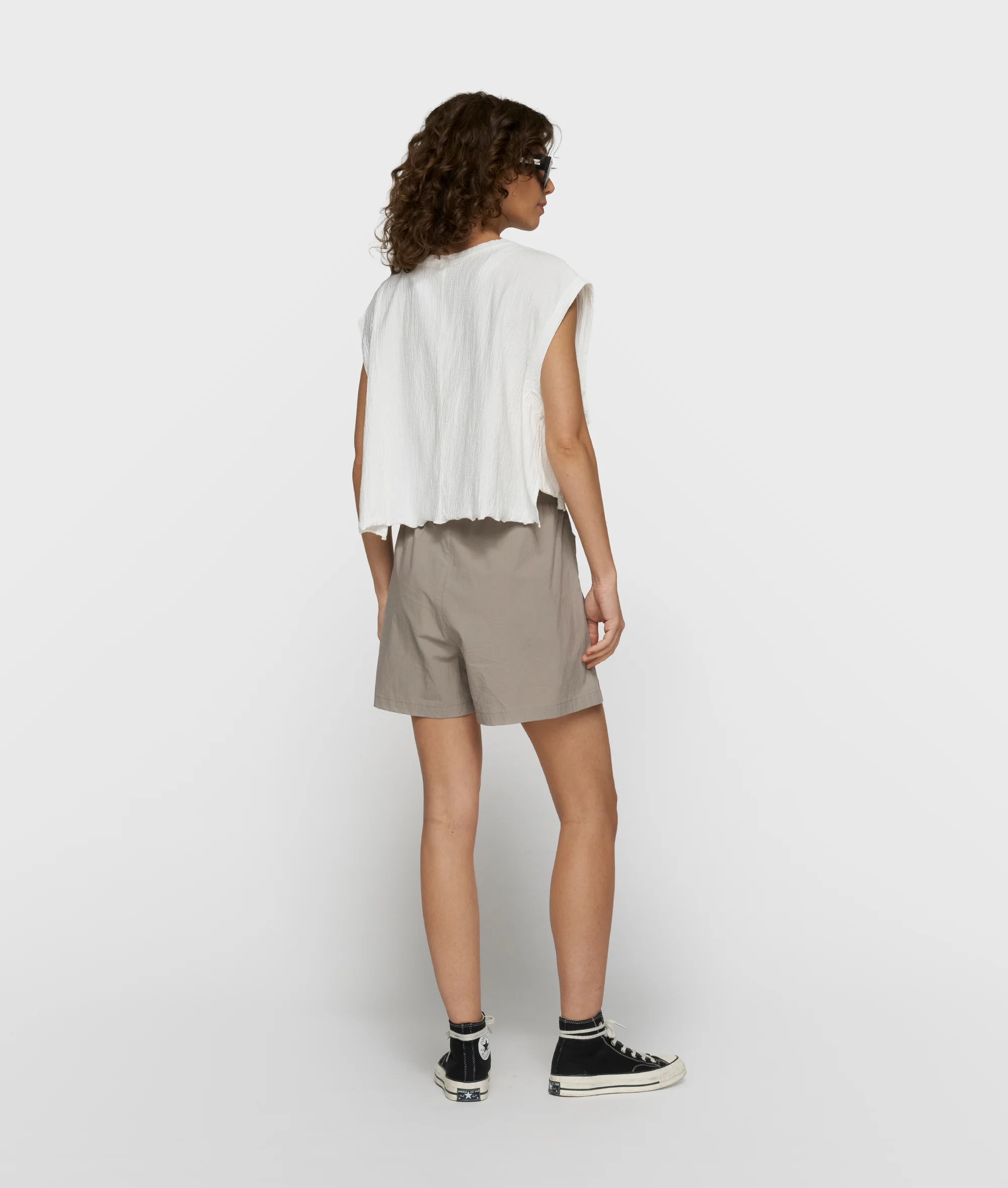 round neck tee | ecru - Image 4