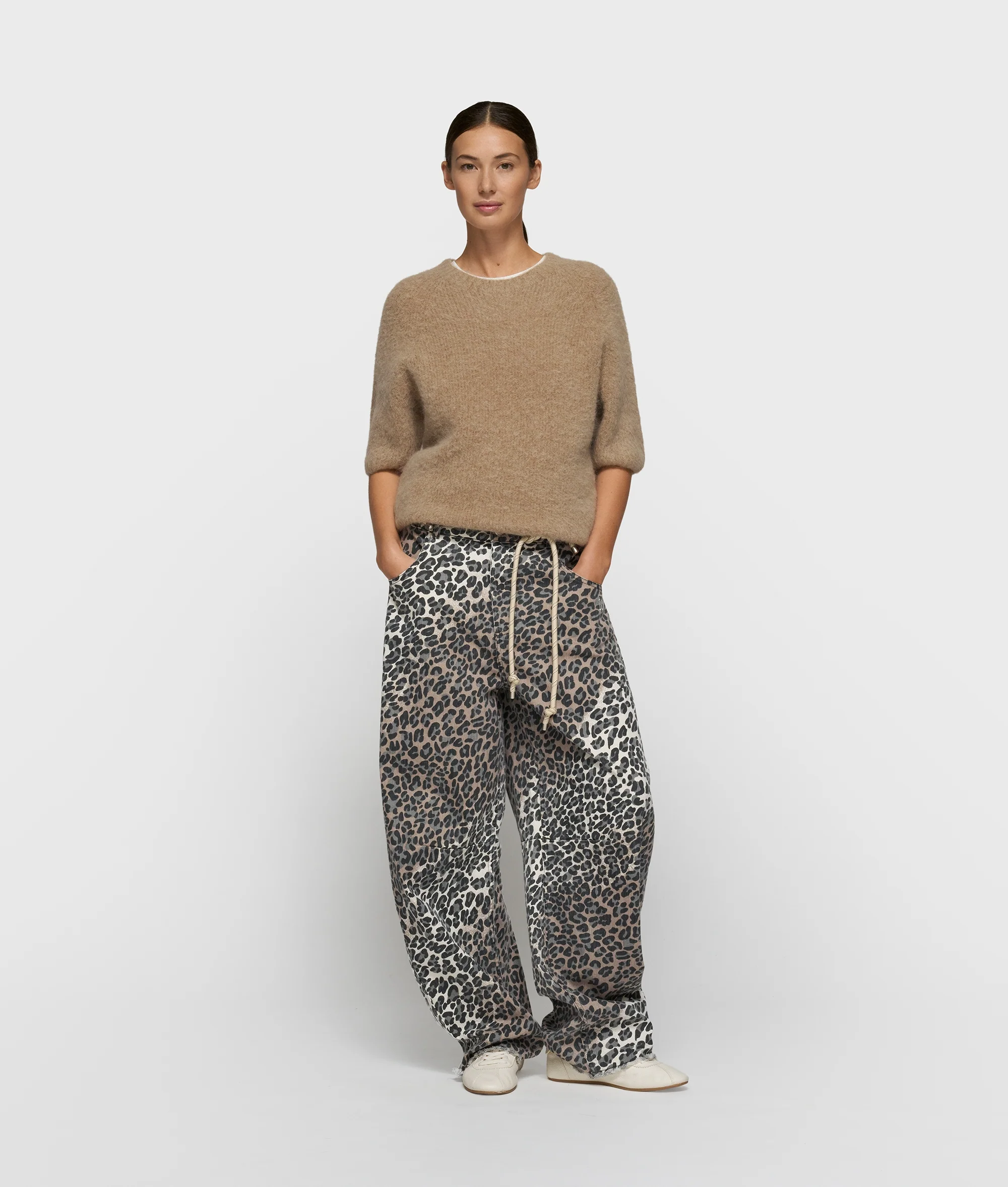 short sleeve knit sweater | fudge - Image 3