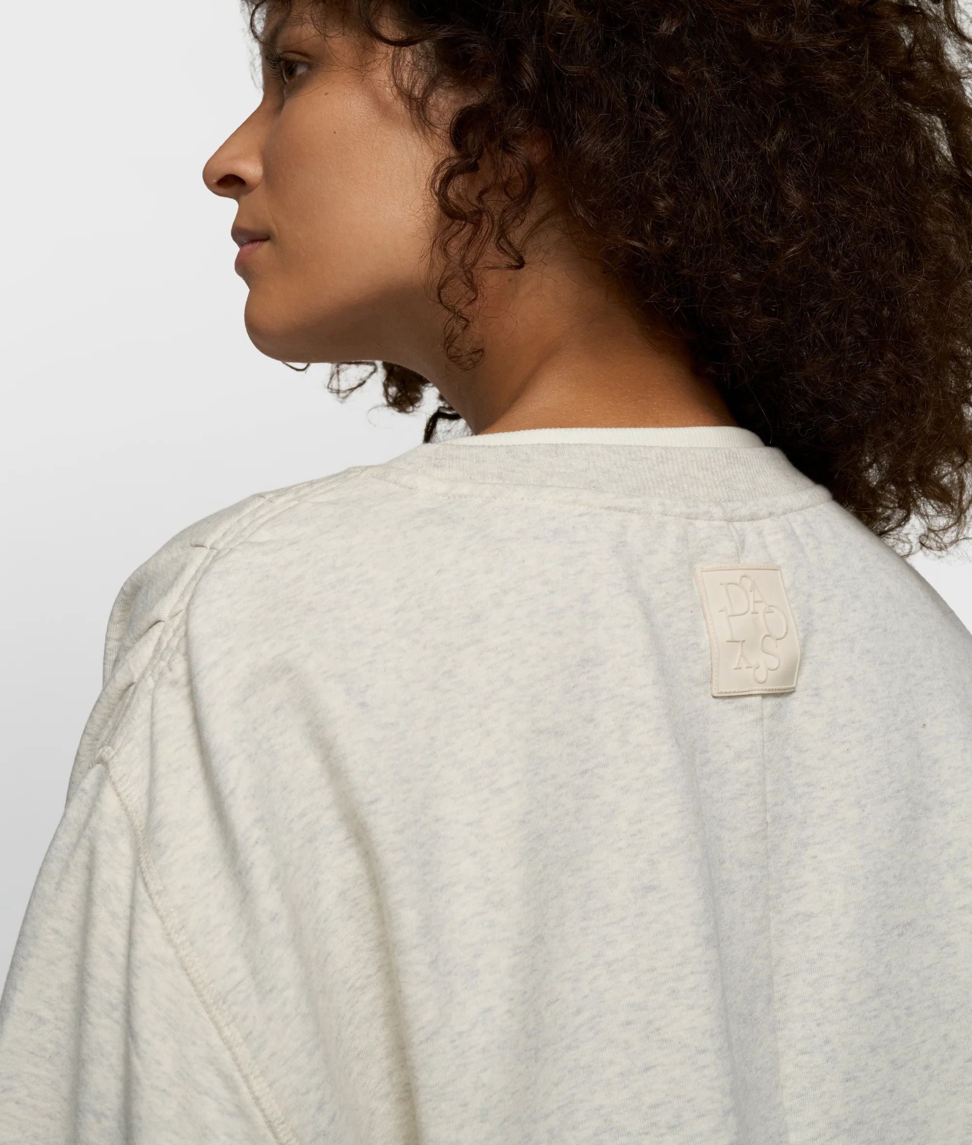 shoulder gathering tee | soft white melee - Image 5