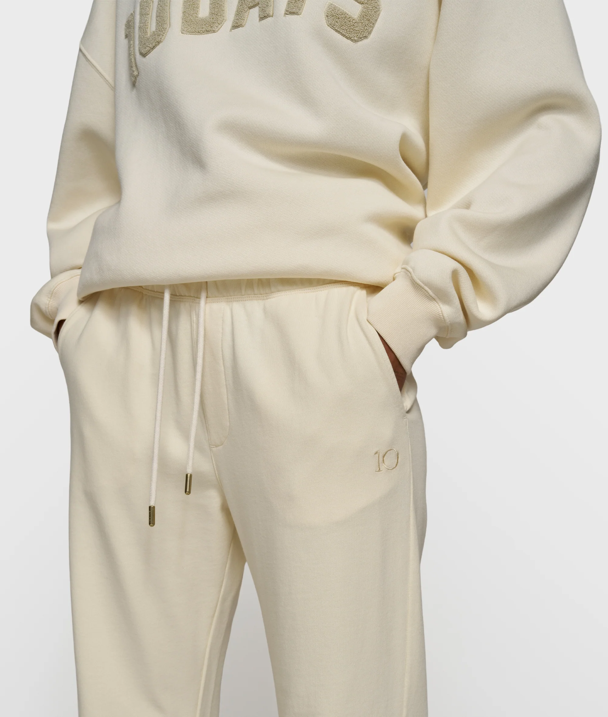 straight jogger | soft vanilla - Image 4
