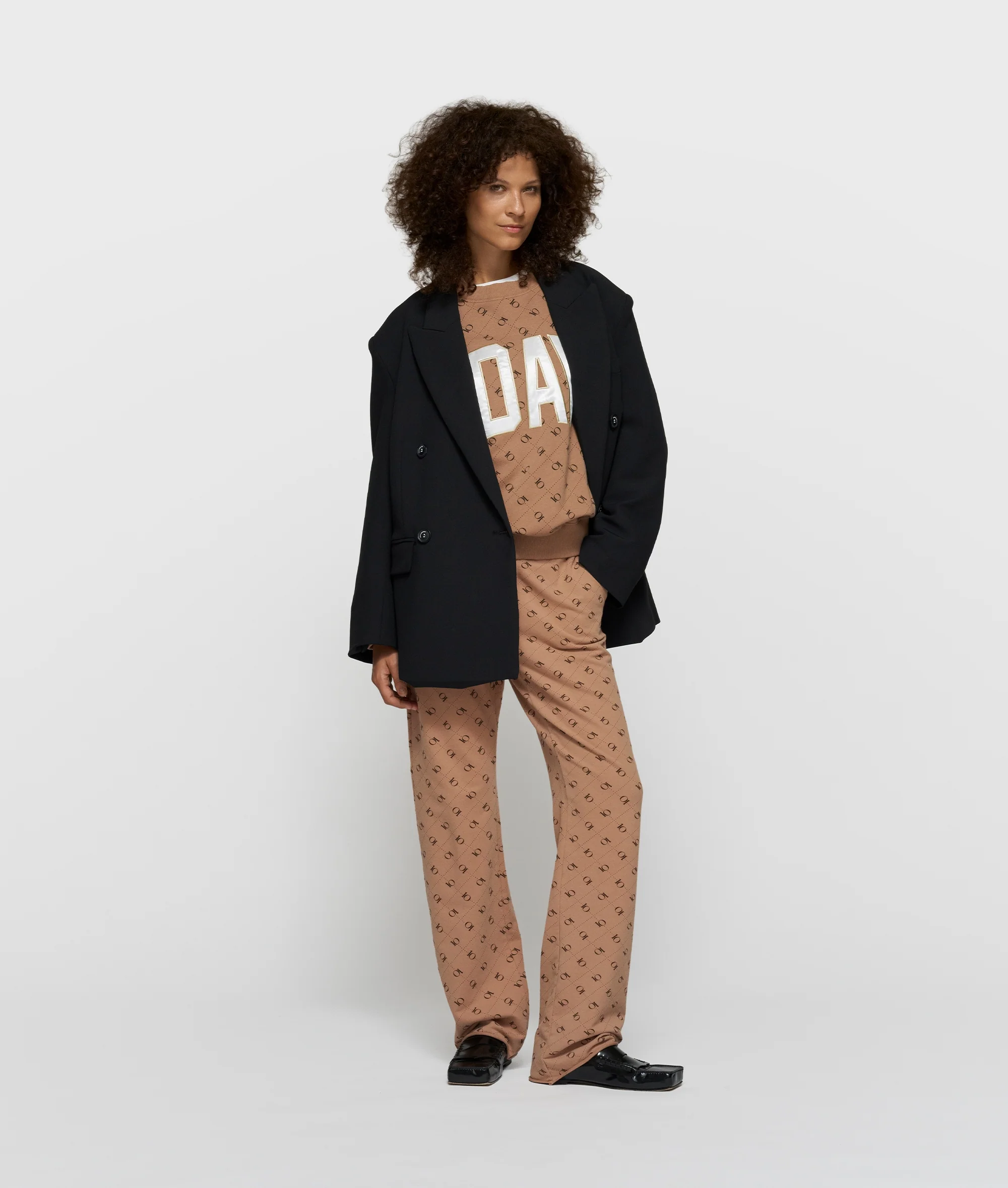 sweater monogram 10DAYS | fudge - Image 3