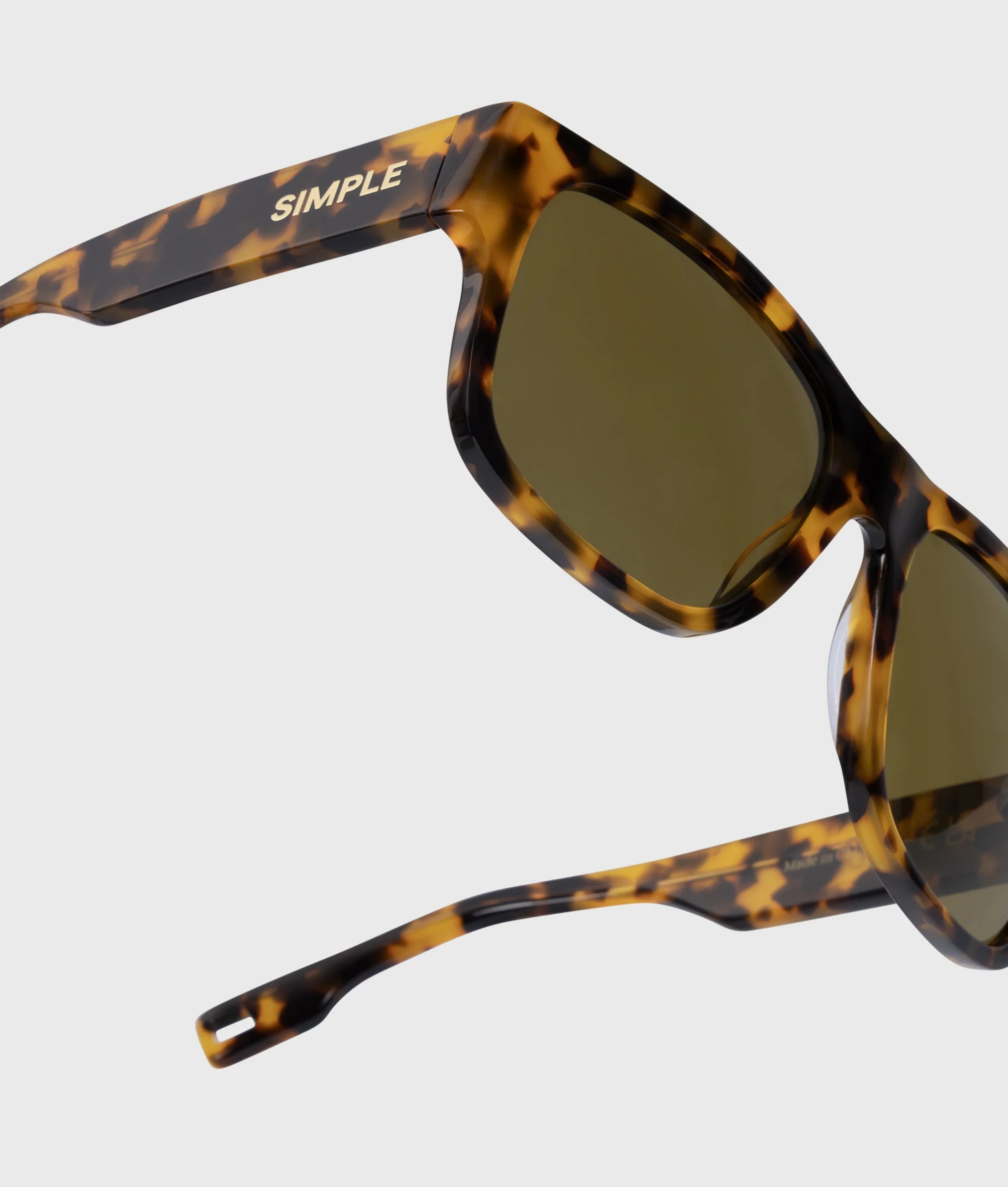 the essential sunglasses | black - Image 4