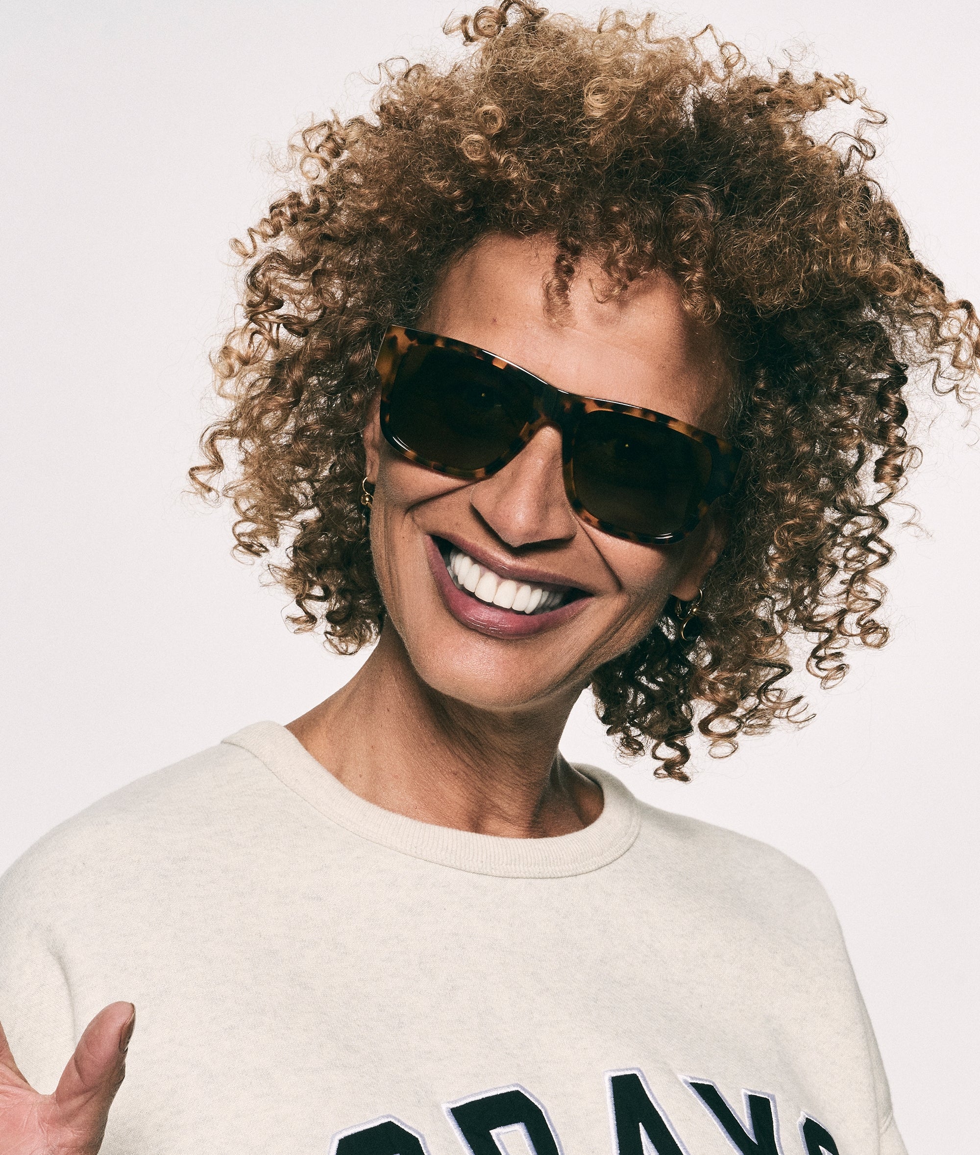 the essential sunglasses | black - Image 6