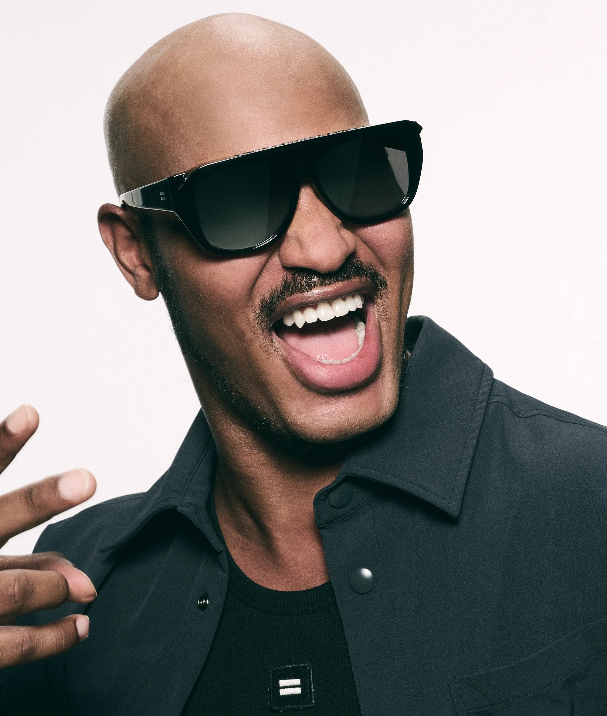 the statement sunglasses | black - Image 6