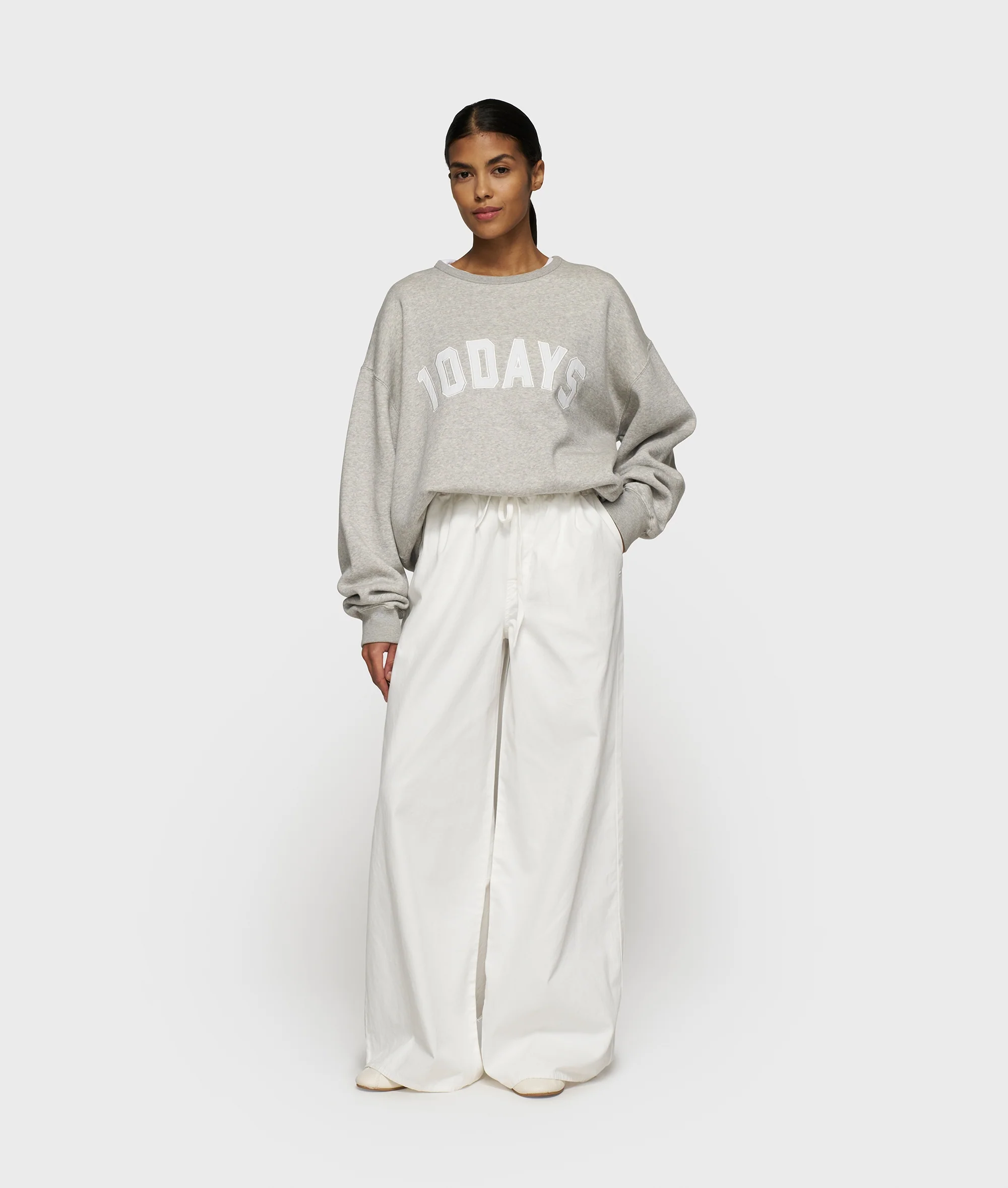 THE STATEMENT SWEATER | light grey melee - Image 3