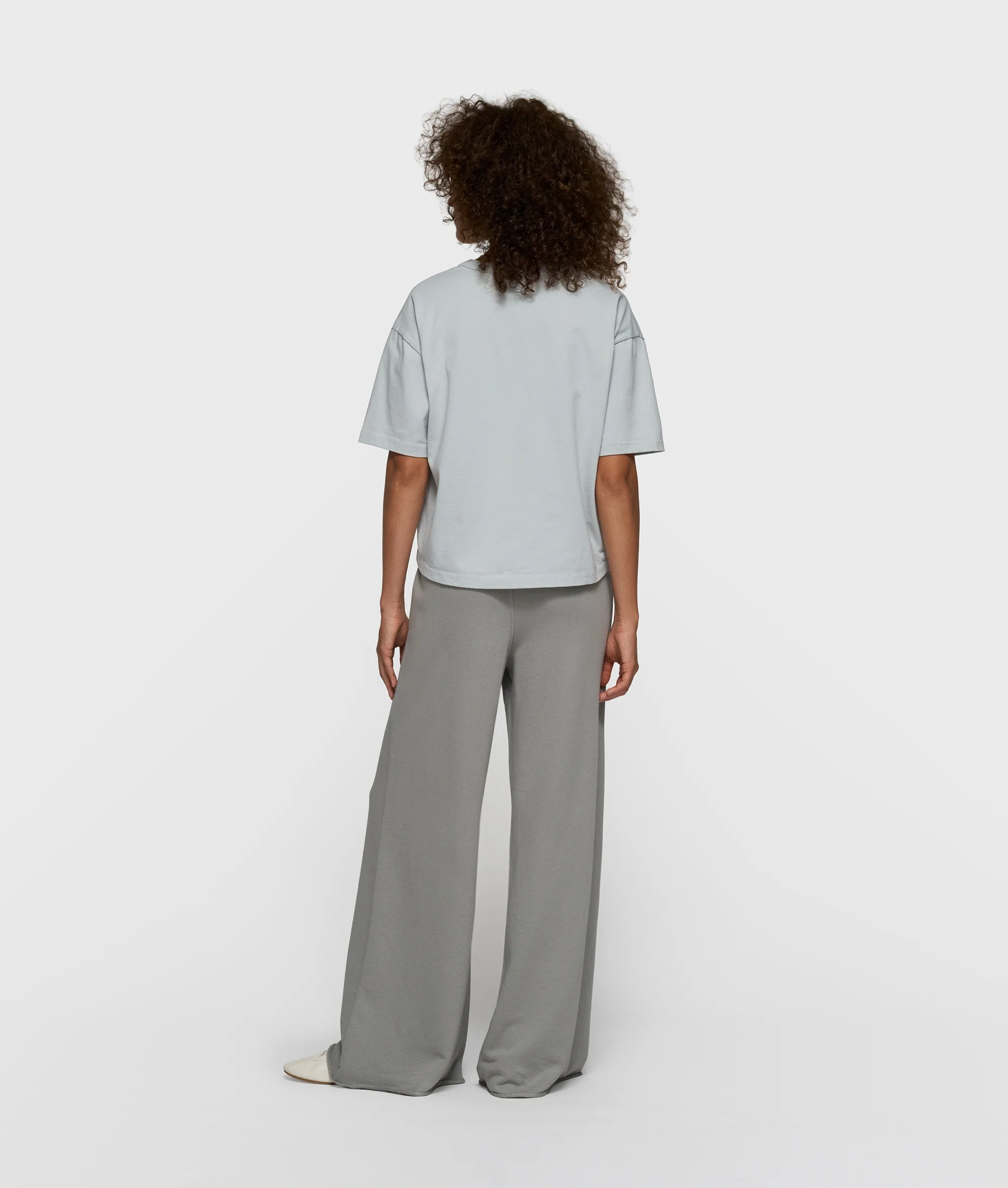 thick cotton v-neck tee | clean blue - Image 4