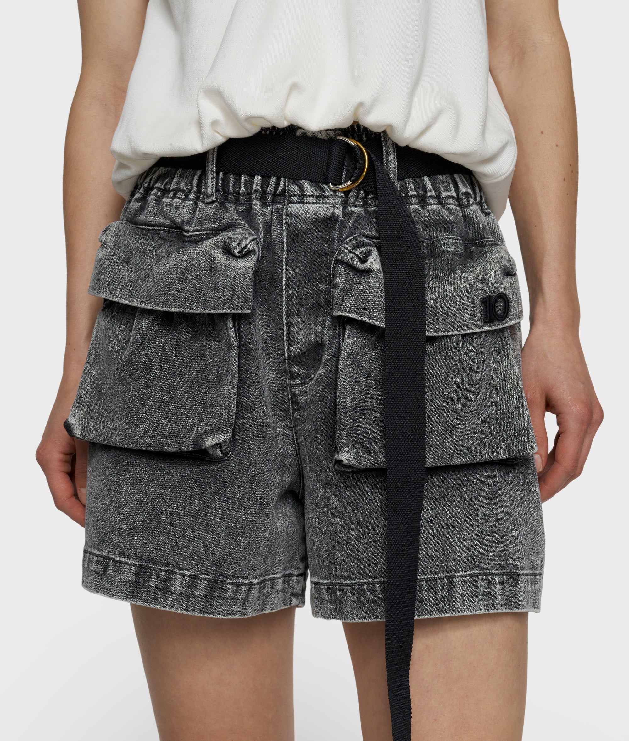 utility shorts jog denim | black - Image 2