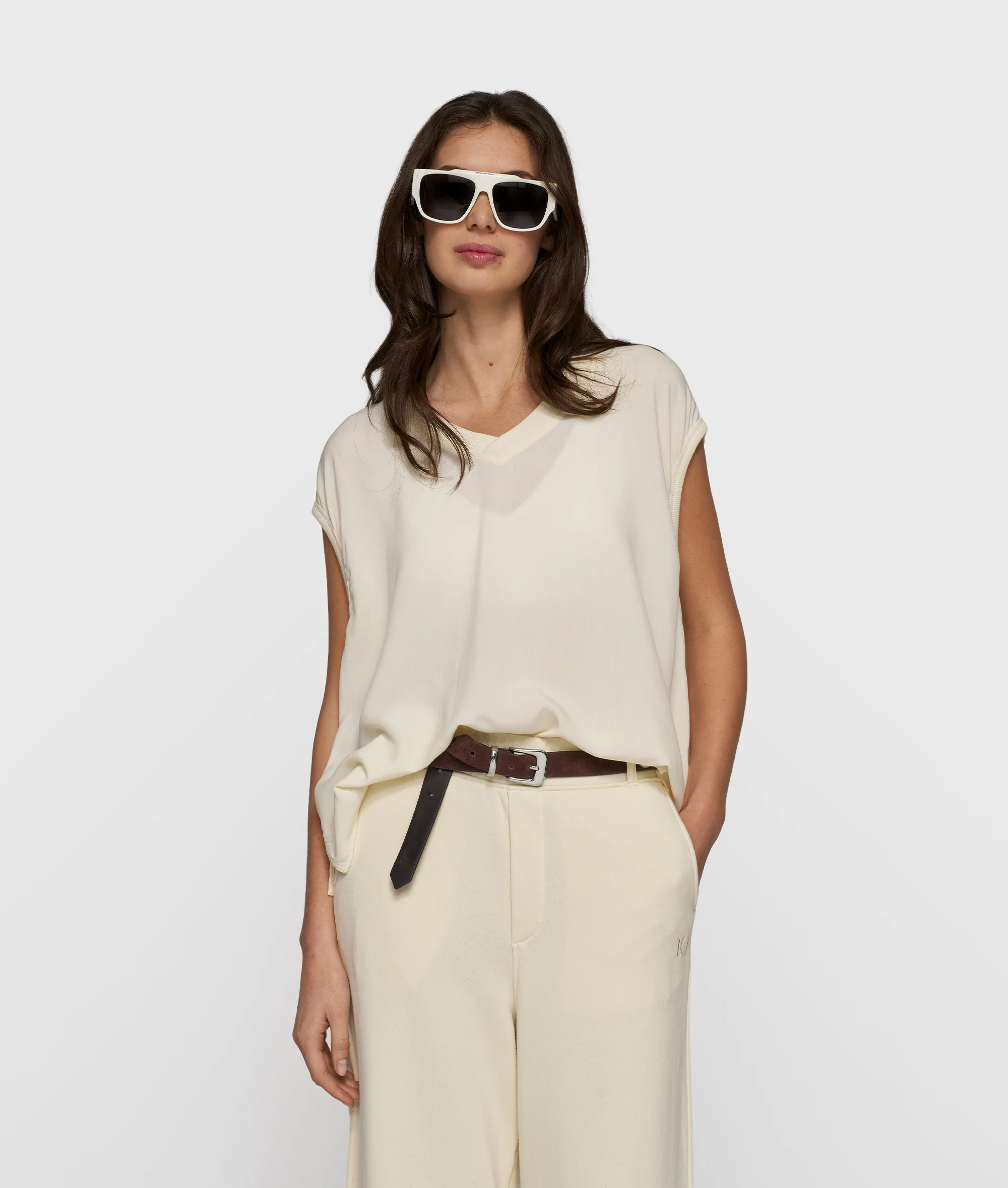 v-neck top viscose | soft vanilla